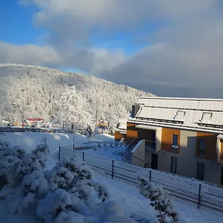 Pod Lasem I Z Tarasem - Powrocisz Tu Hillside *
